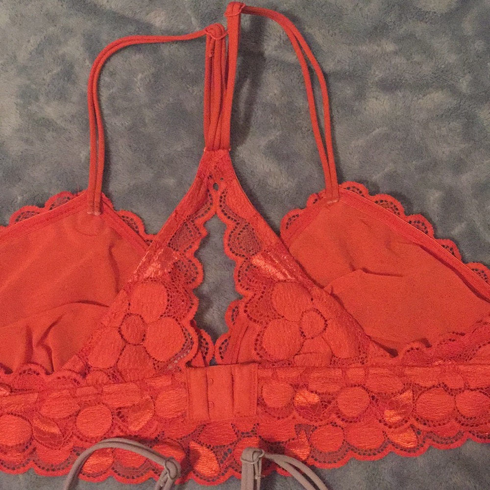 Bralettes - Picture 5 of 6